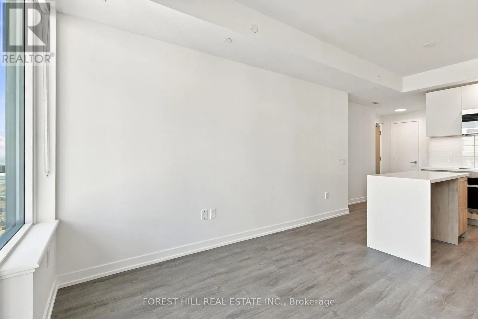 2611 - 5 MEADOWDALE ROAD