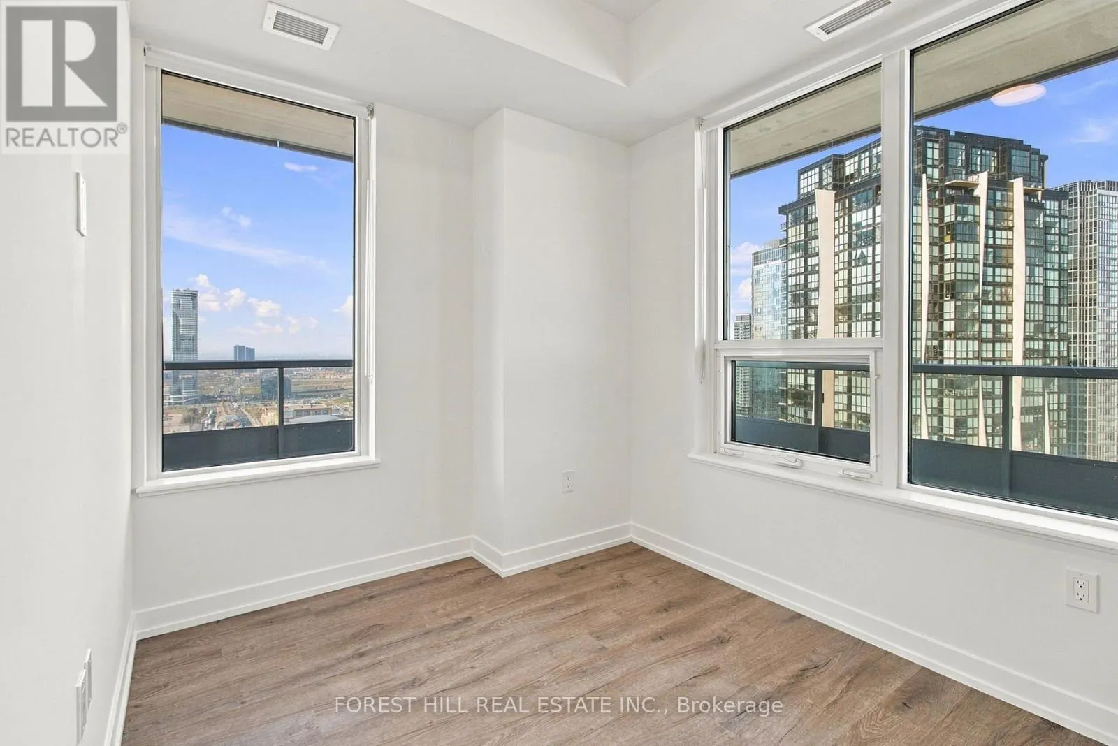 2611 - 5 MEADOWDALE ROAD