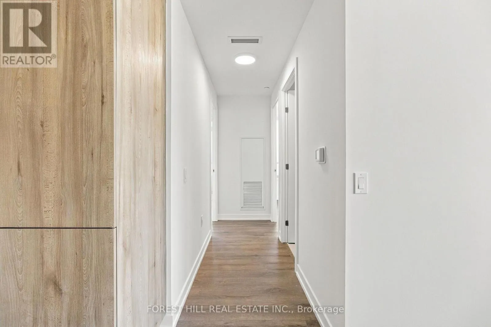 2611 - 5 MEADOWDALE ROAD