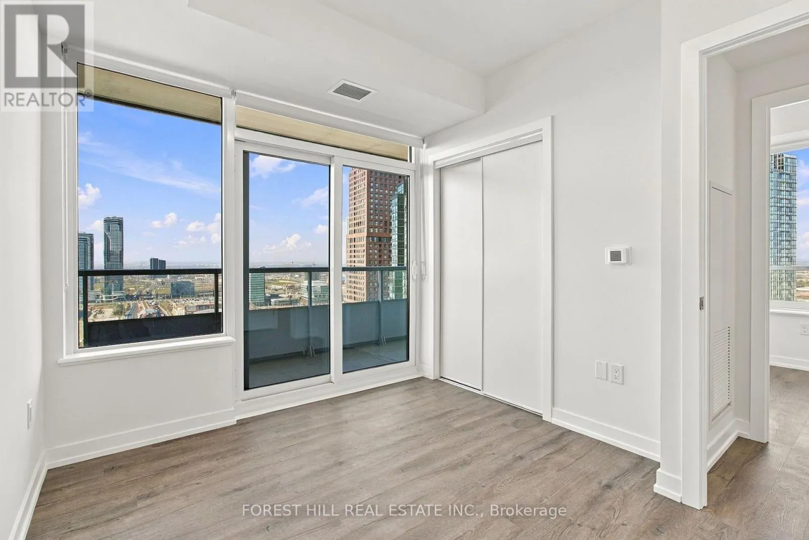 2611 - 5 MEADOWDALE ROAD