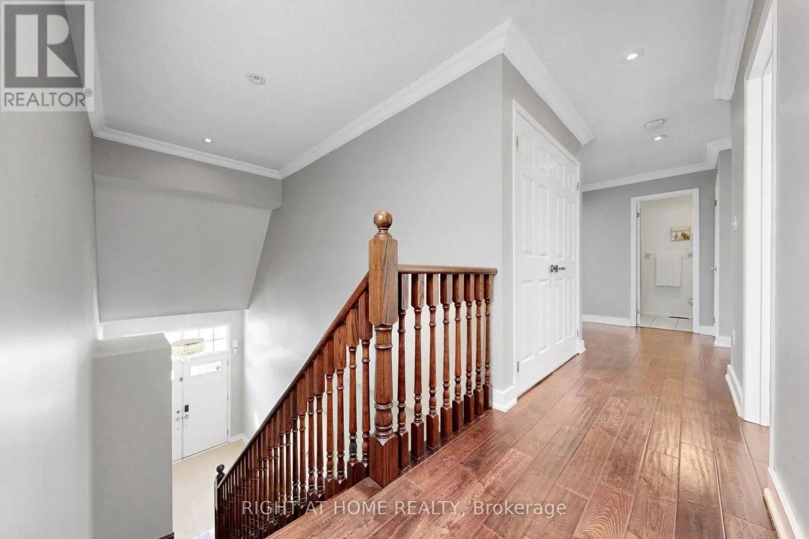 27 CHAMBERSBURG WAY