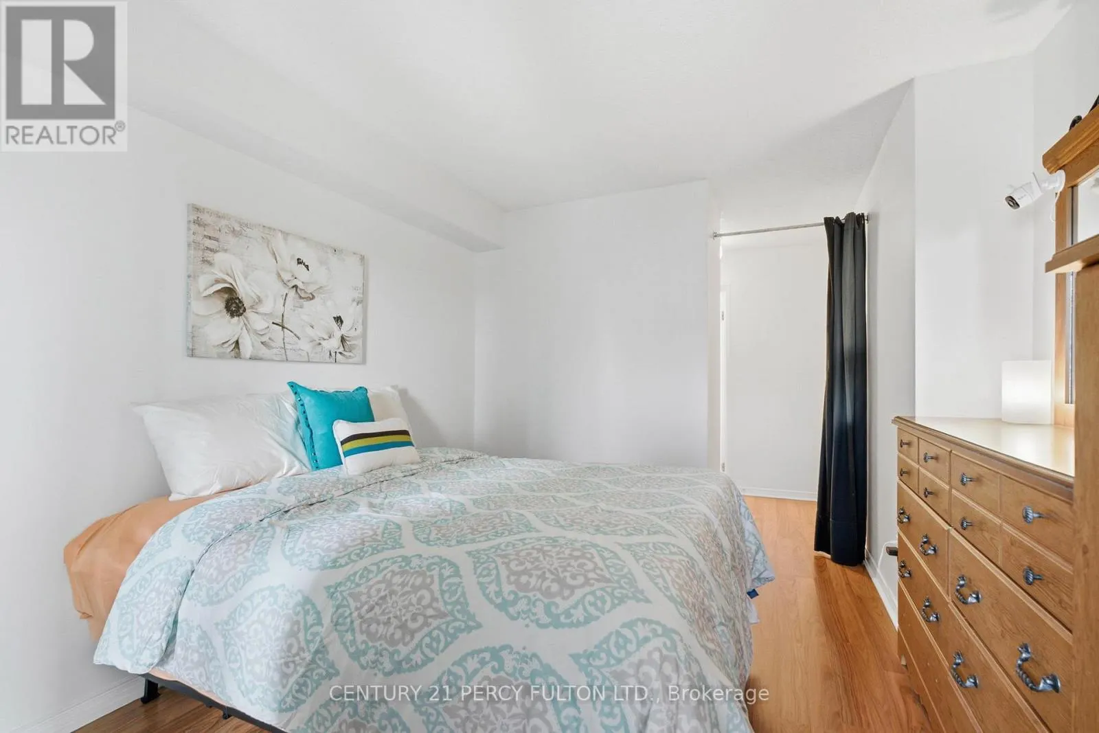611 - 309 MAJOR MACKENZIE AVENUE