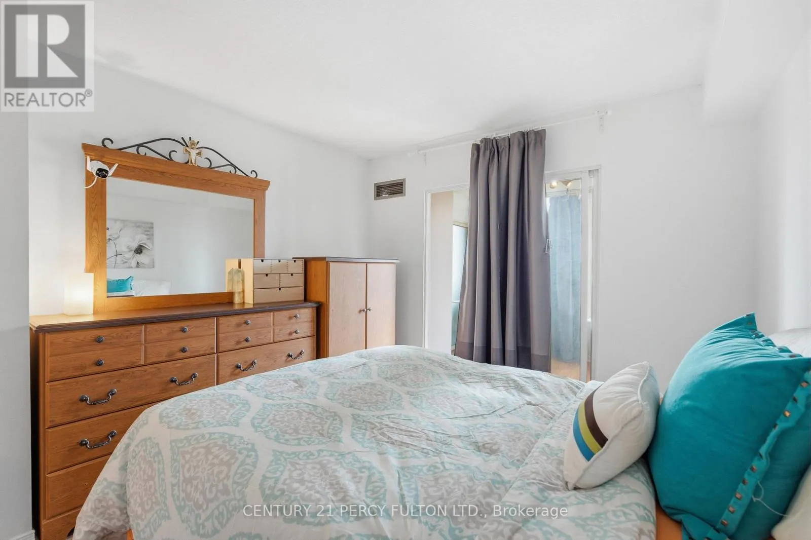611 - 309 MAJOR MACKENZIE AVENUE