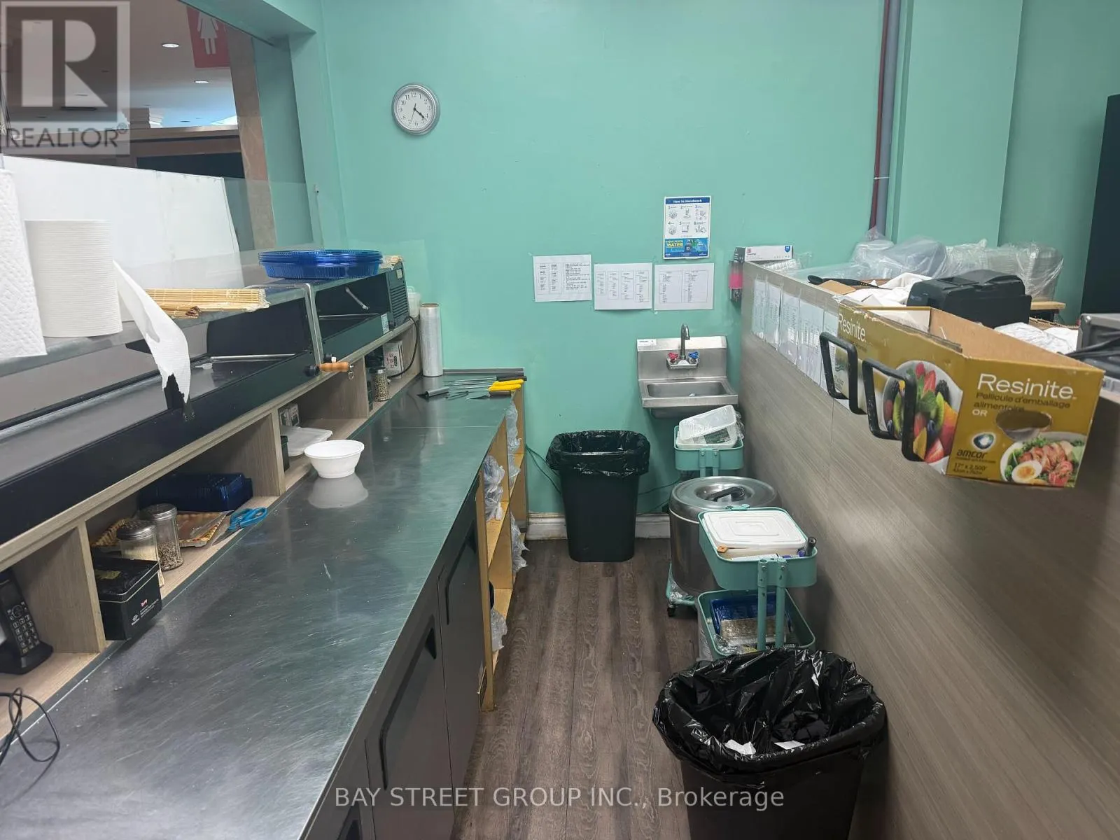 13 - 670 HIGHWAY 7 E
