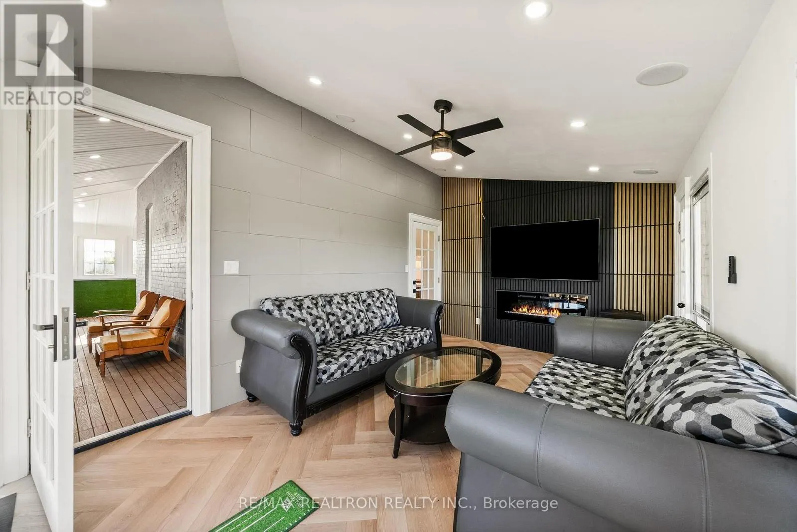 27453 HIGHWAY 48