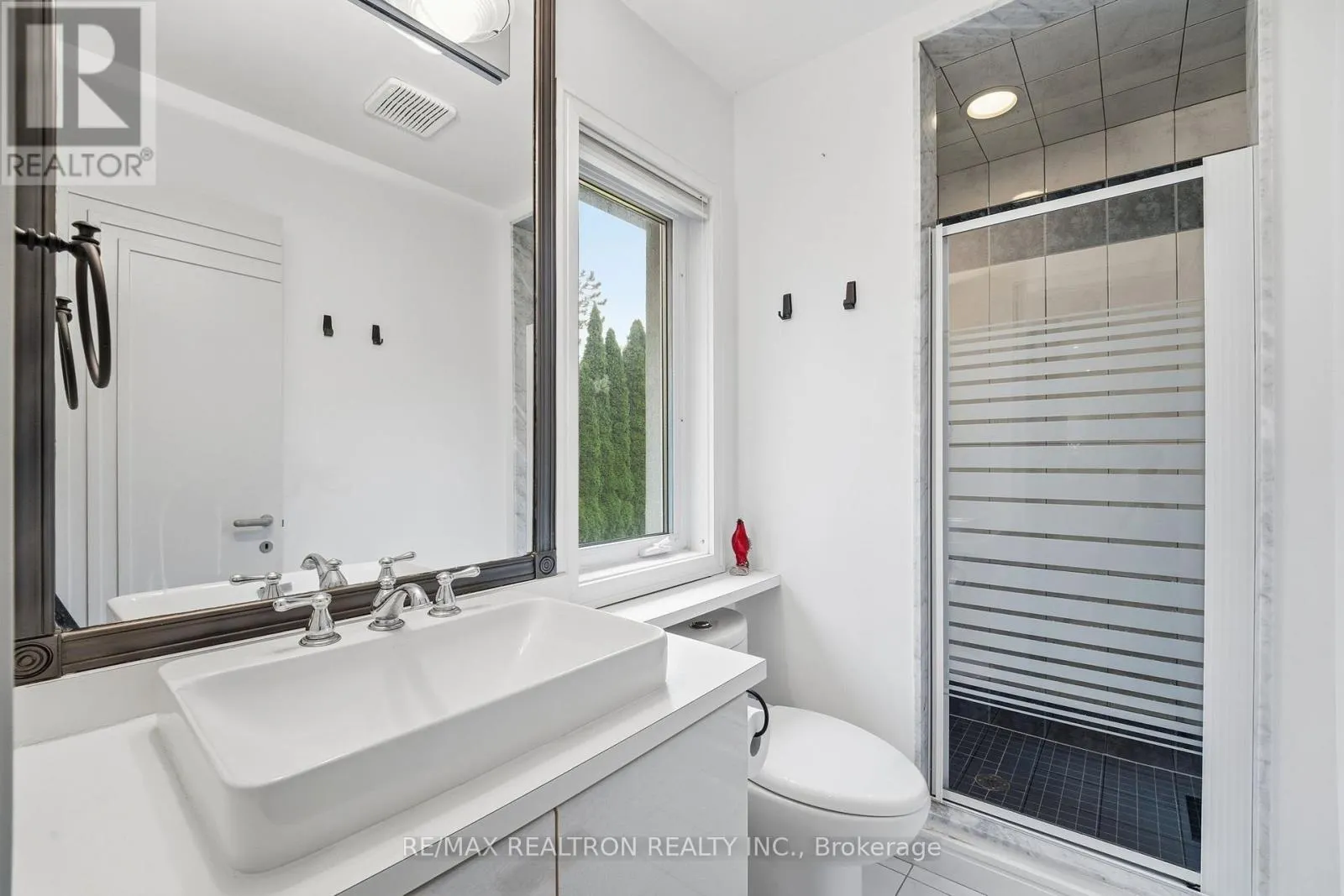 630 WOODLAND ACRES CRESCENT