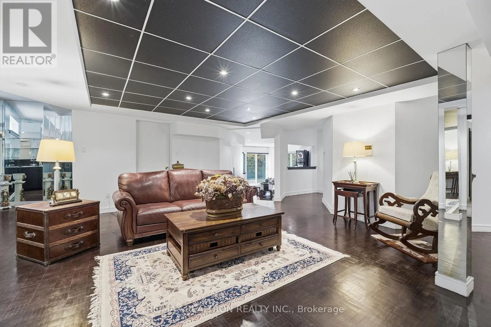 630 WOODLAND ACRES CRESCENT