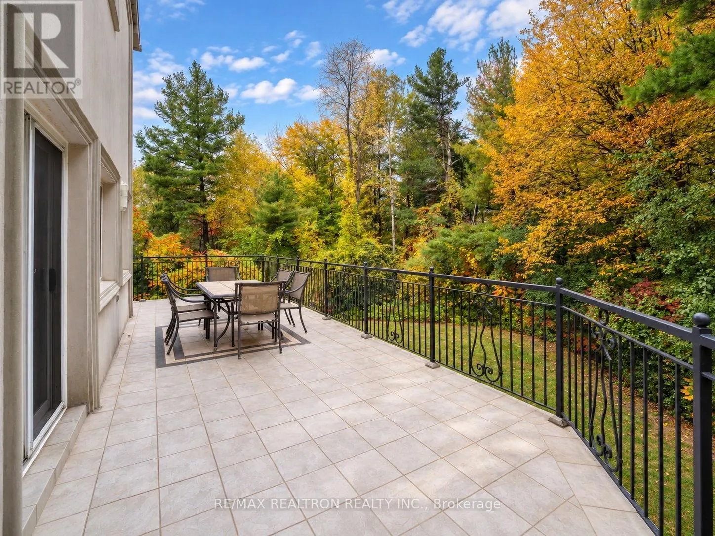630 WOODLAND ACRES CRESCENT