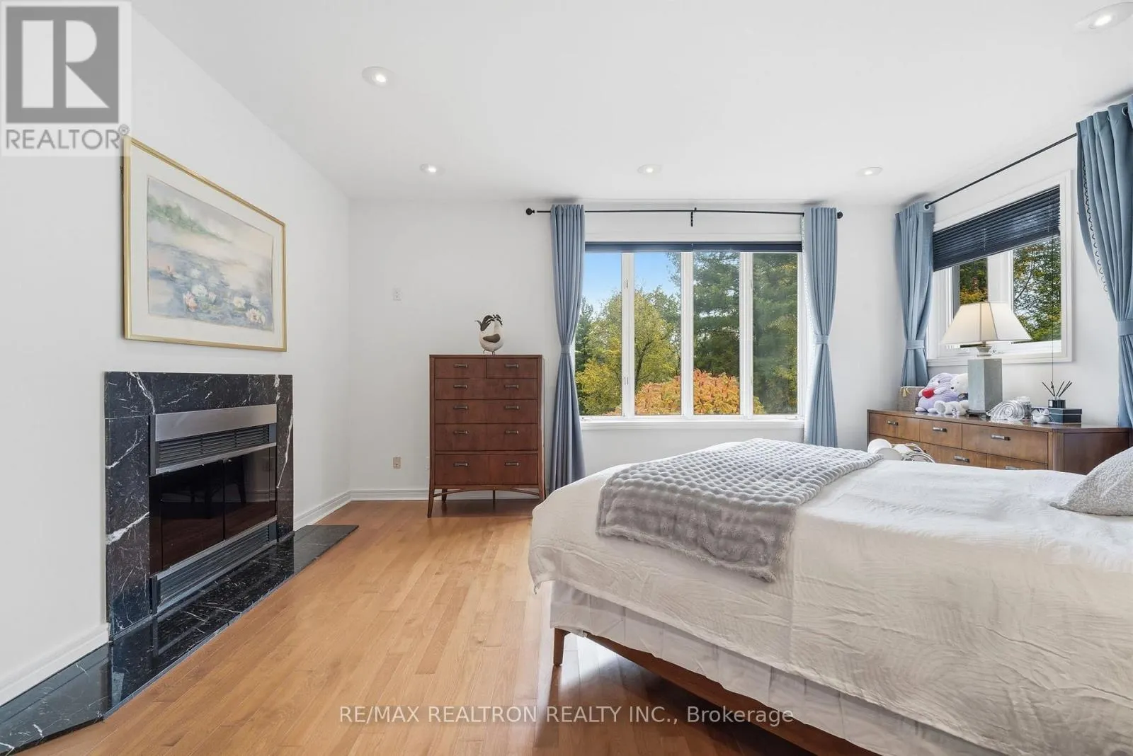 630 WOODLAND ACRES CRESCENT