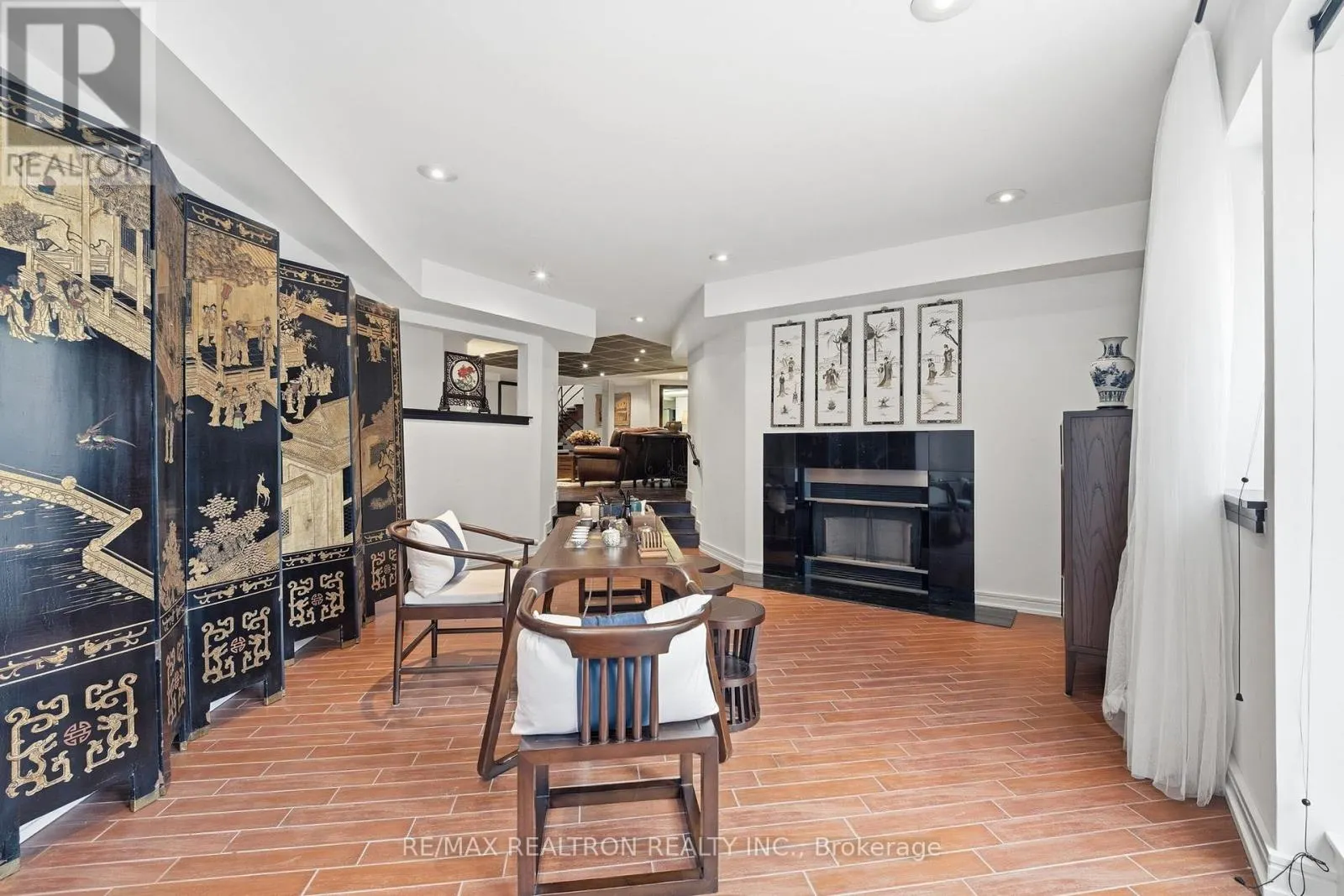 630 WOODLAND ACRES CRESCENT