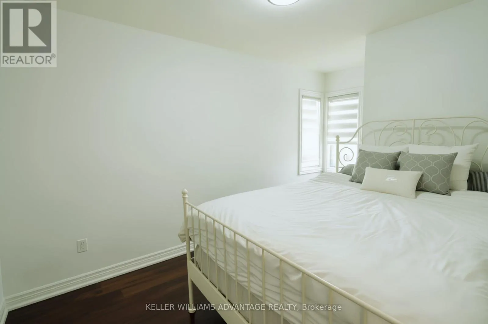 11 - 190 HARDING BOULEVARD W