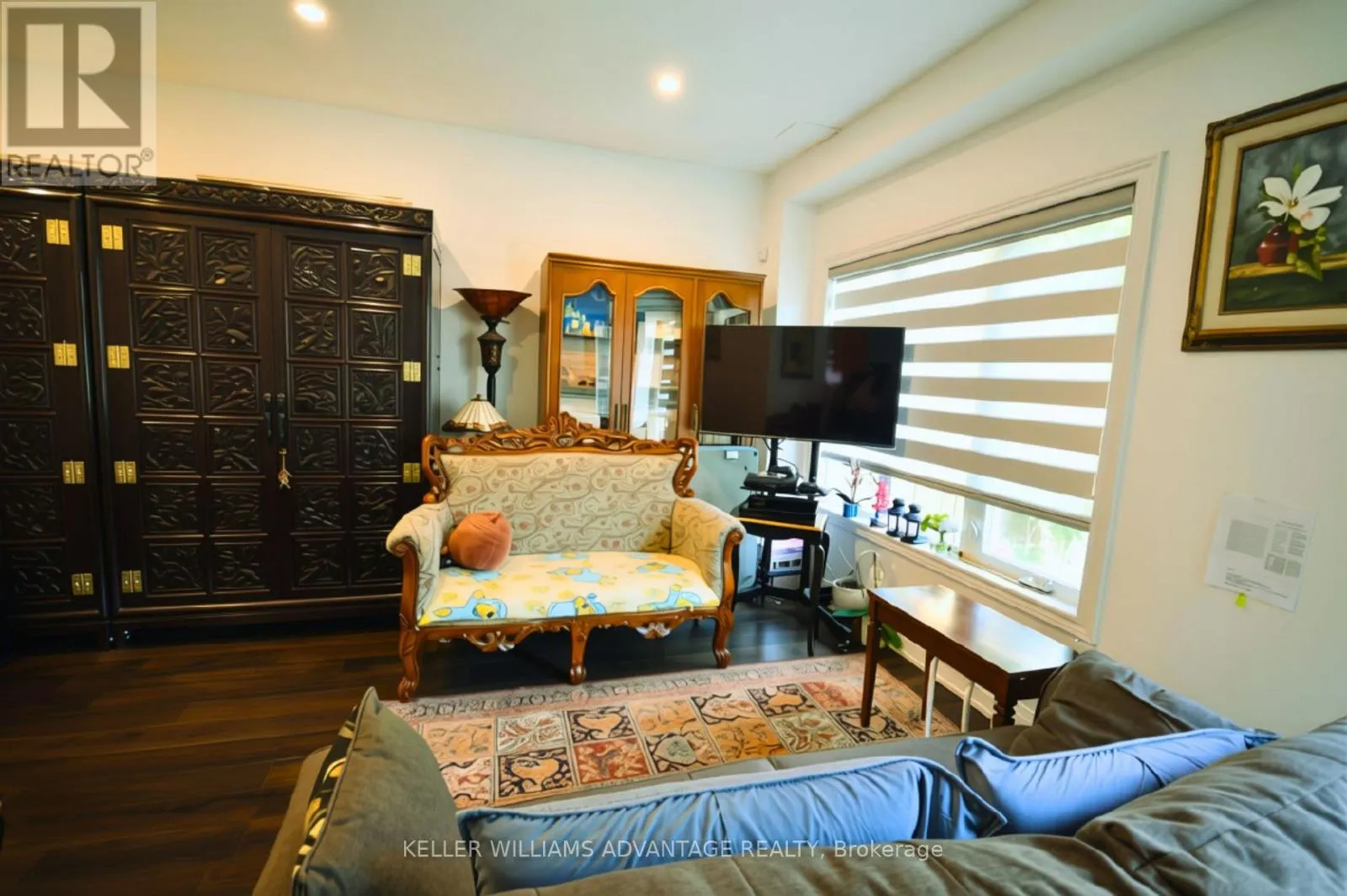 11 - 190 HARDING BOULEVARD W