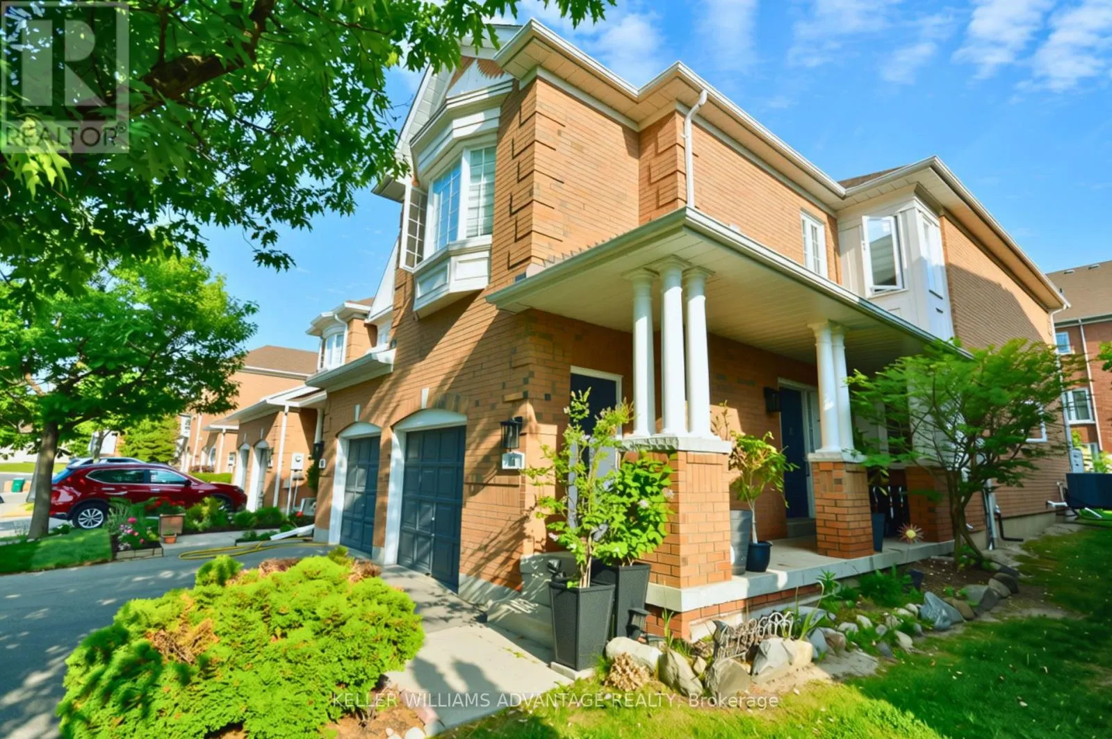 11 - 190 HARDING BOULEVARD W