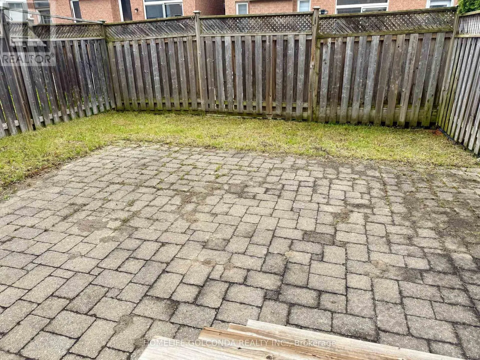 64 PILLAR ROCK CRESCENT