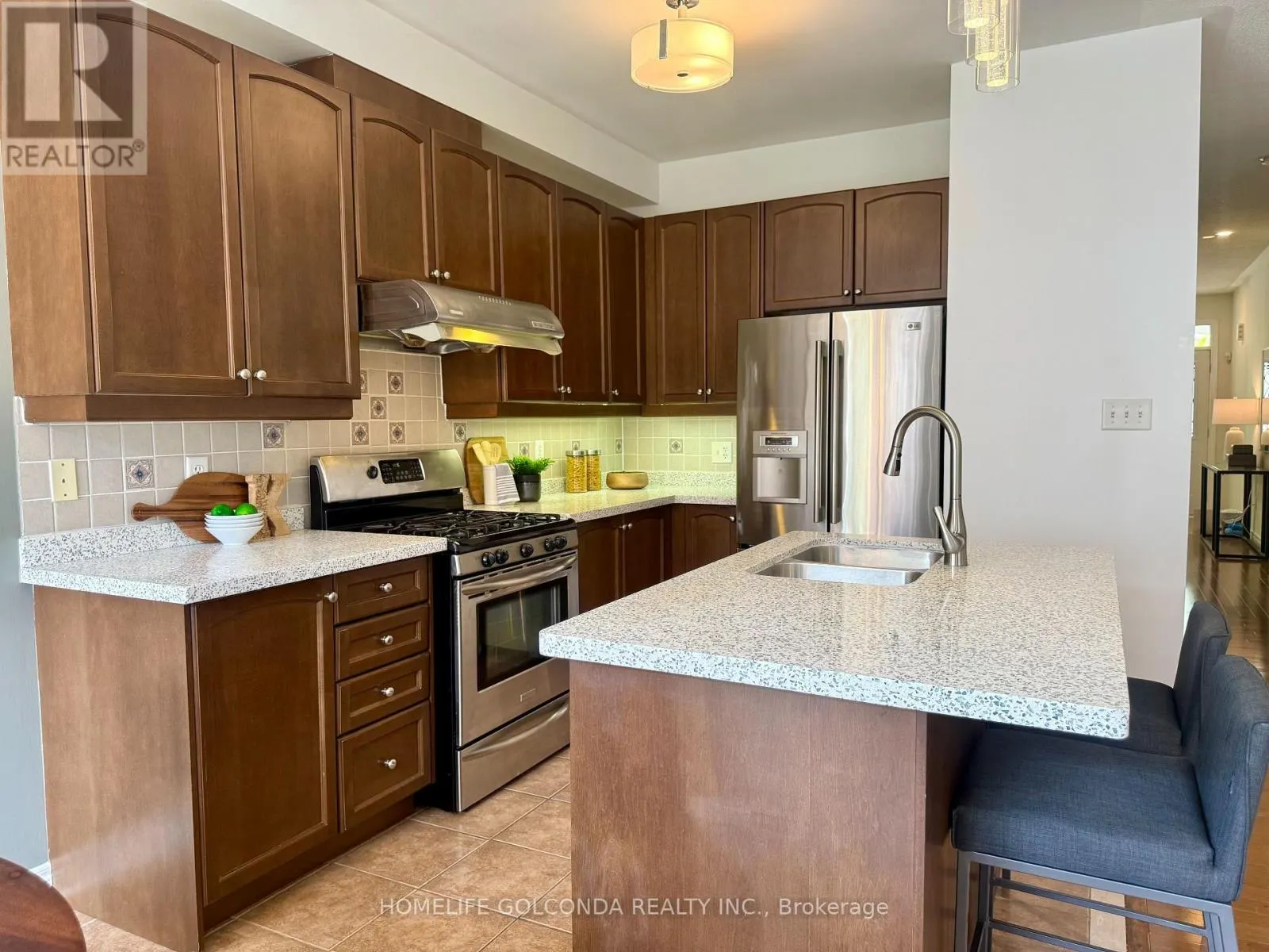 64 PILLAR ROCK CRESCENT