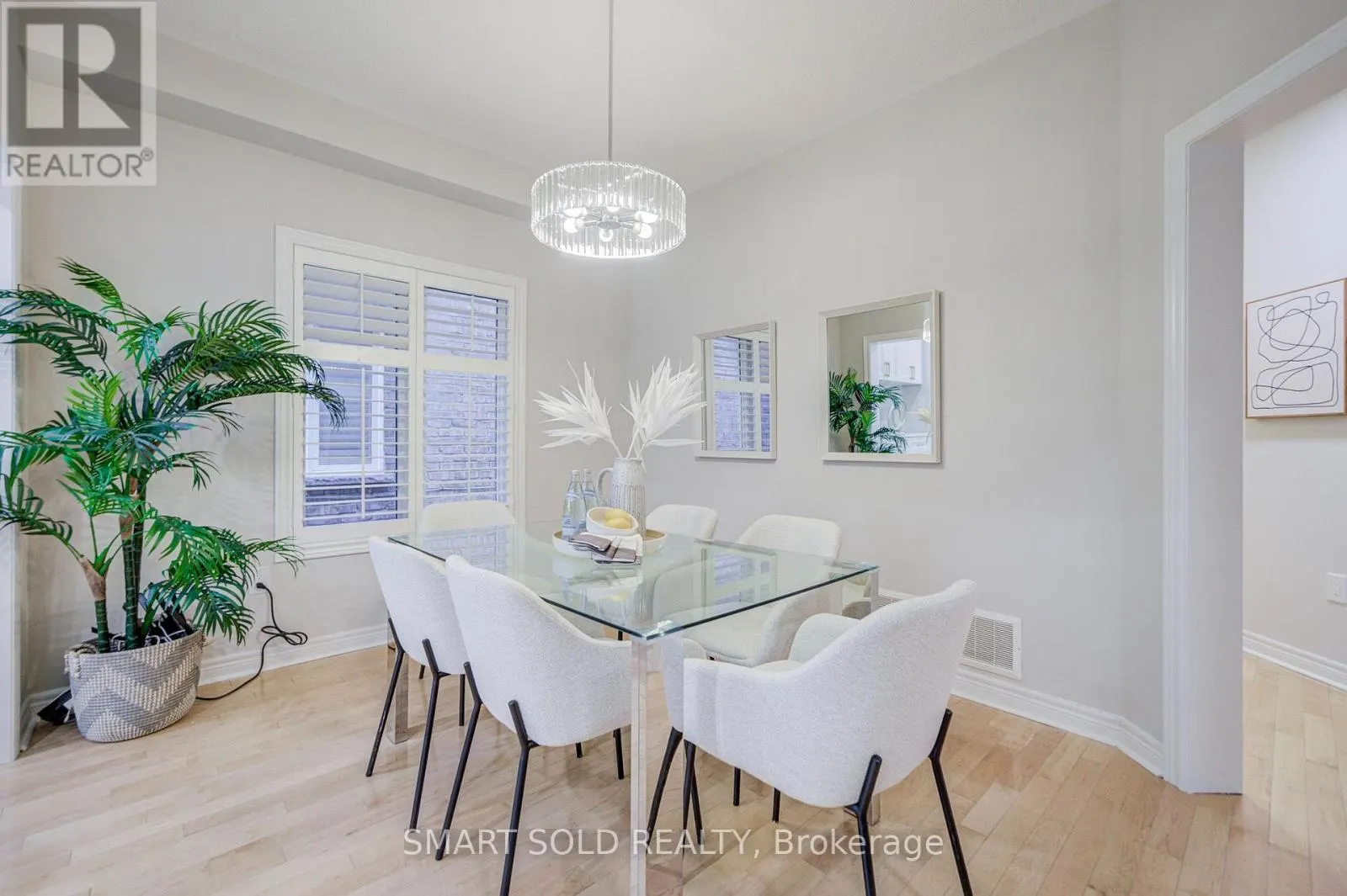 87 SPRING ARBOUR ROAD