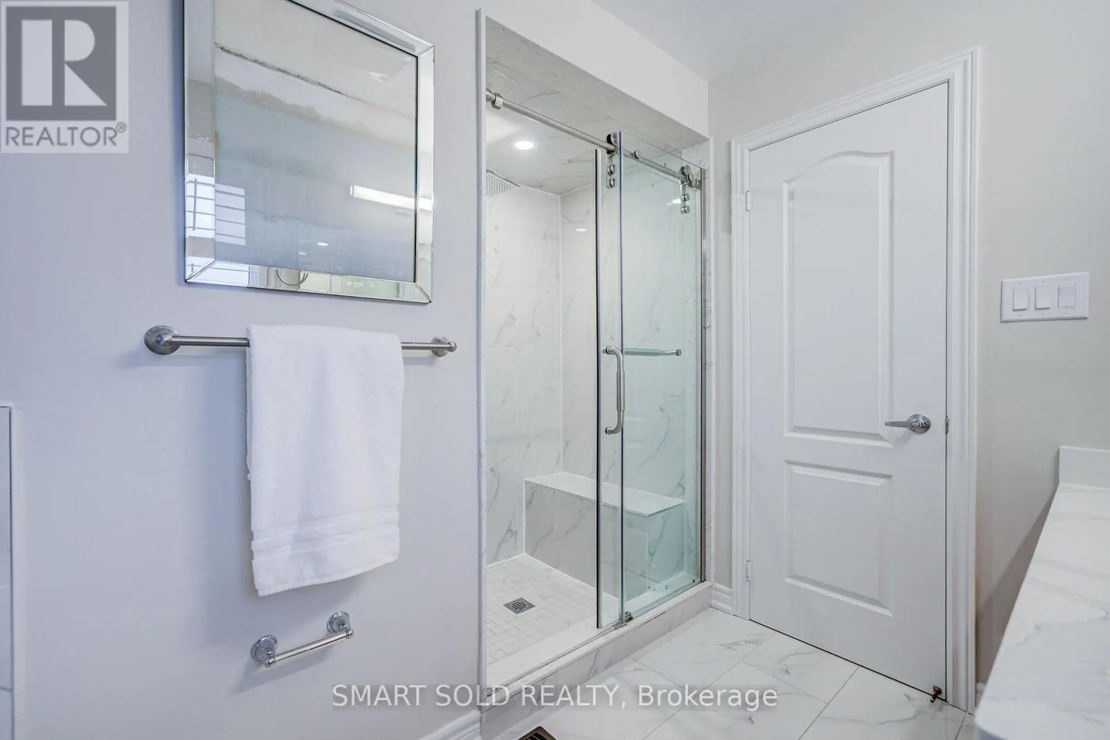 87 SPRING ARBOUR ROAD