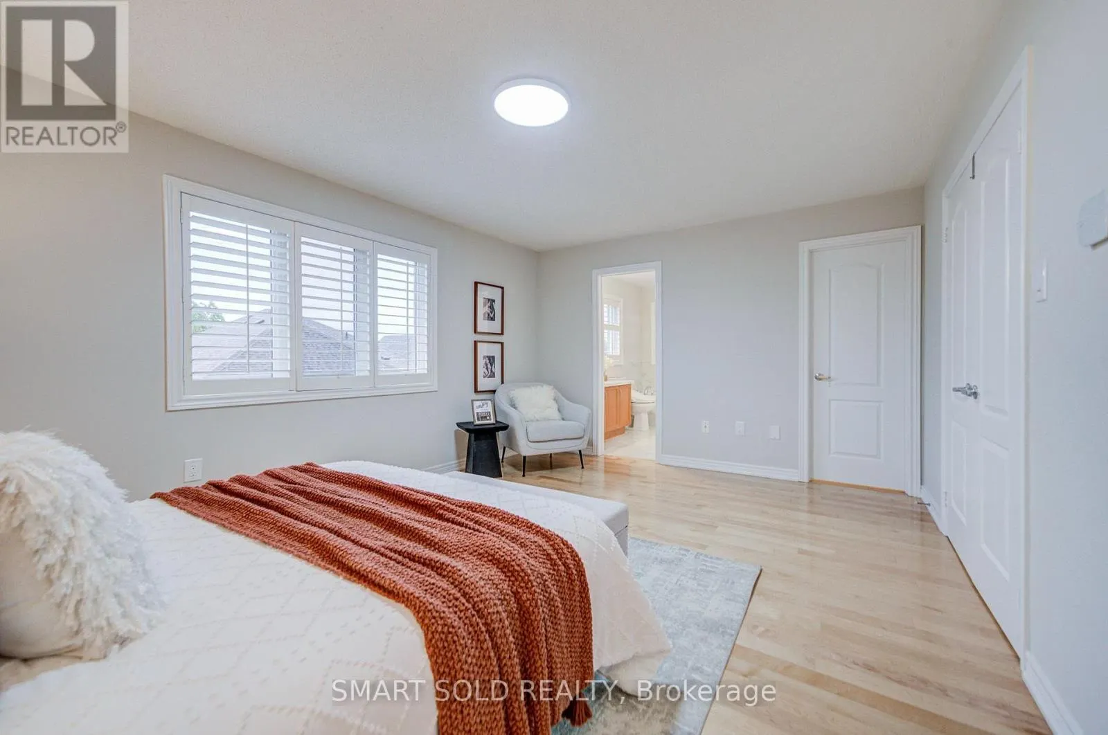 87 SPRING ARBOUR ROAD