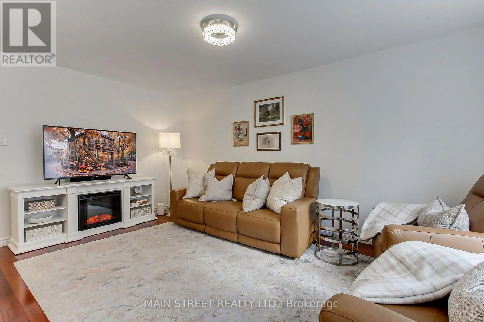 46 MILTROSE CRESCENT