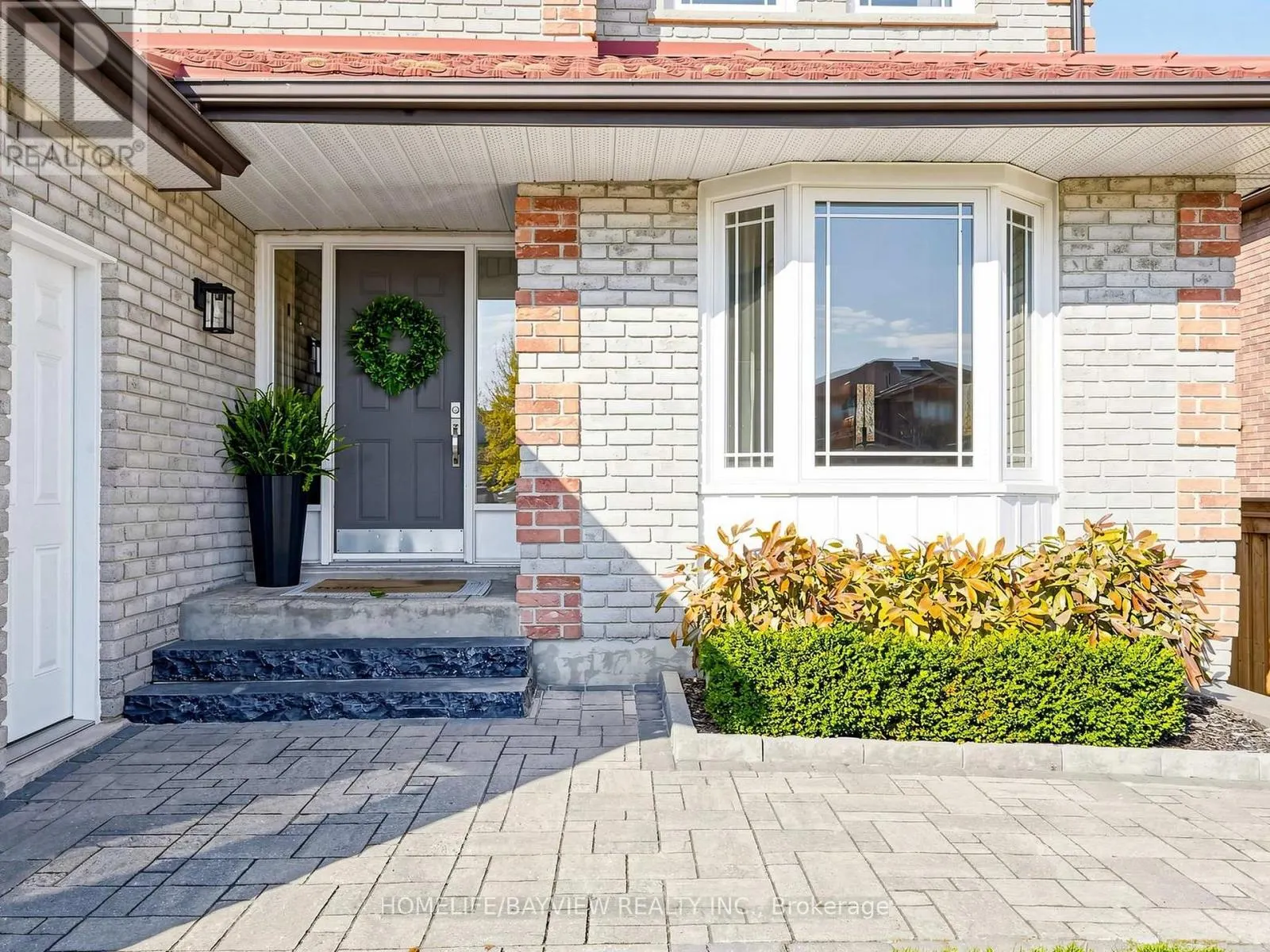10 MAGANI AVENUE