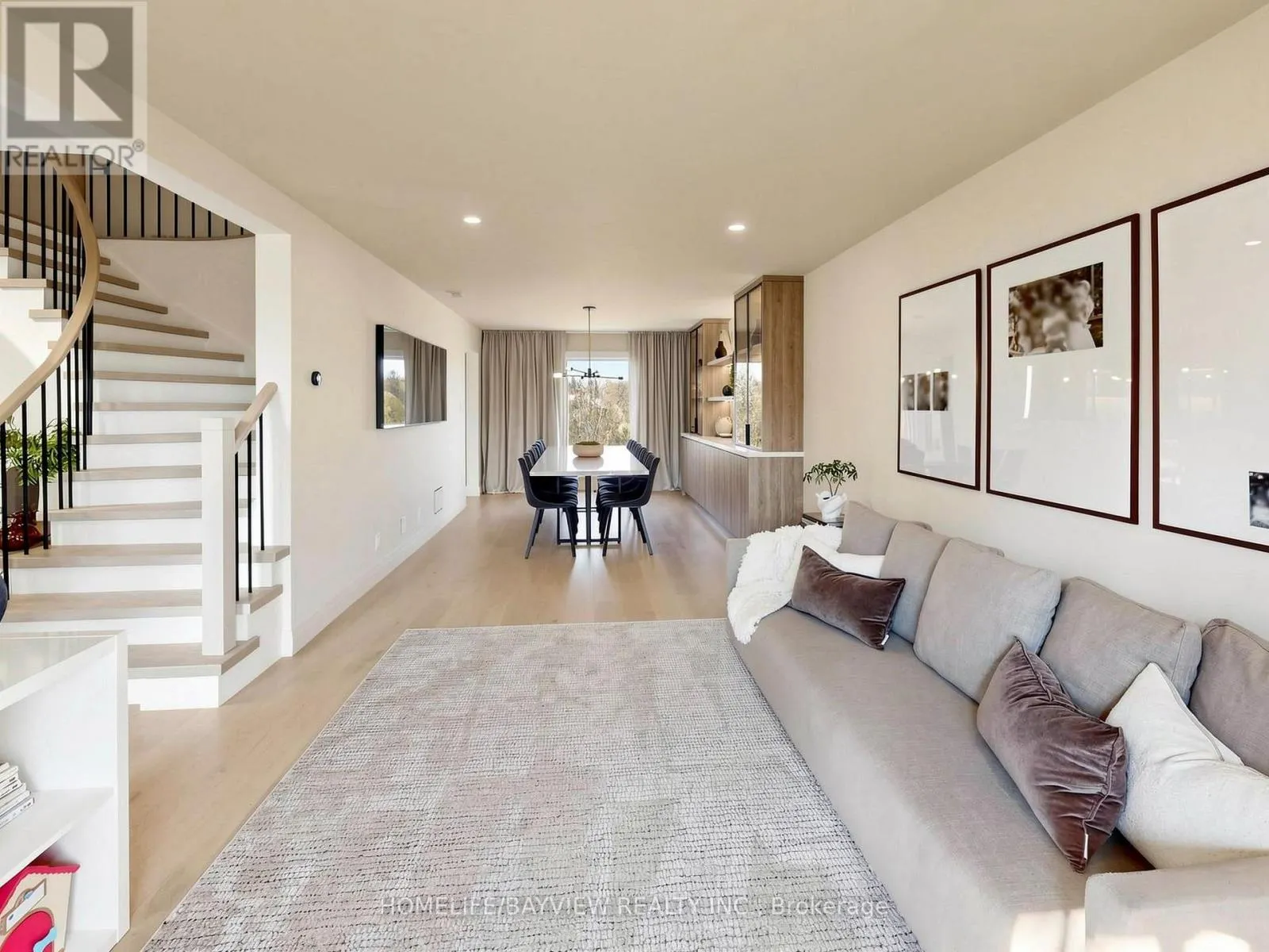 10 MAGANI AVENUE
