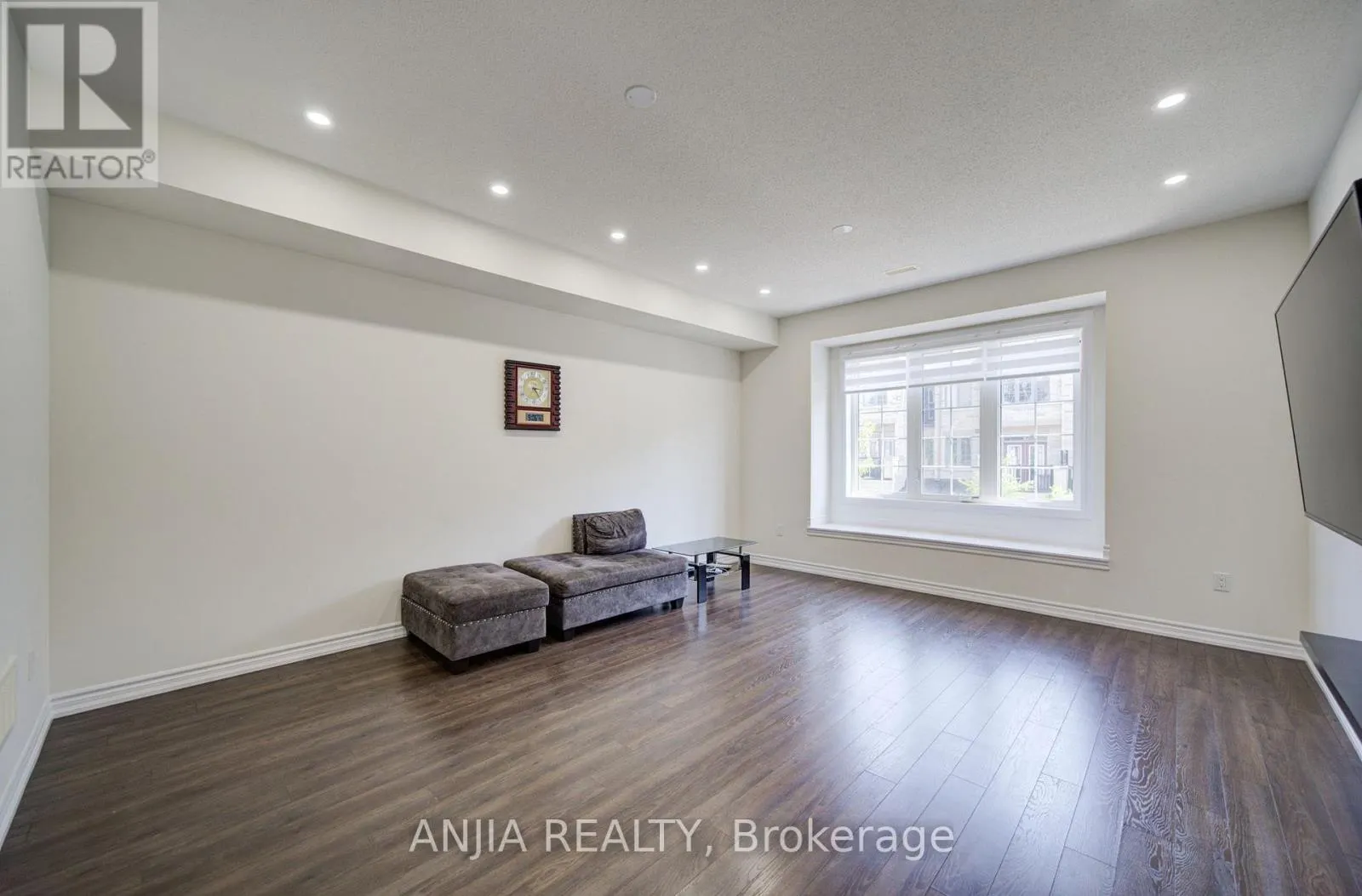 134 FREDERICK WILSON AVENUE