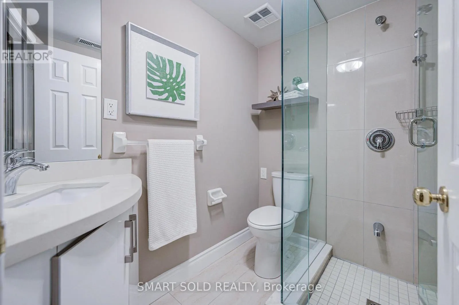 184 - 18 CLARK AVENUE W