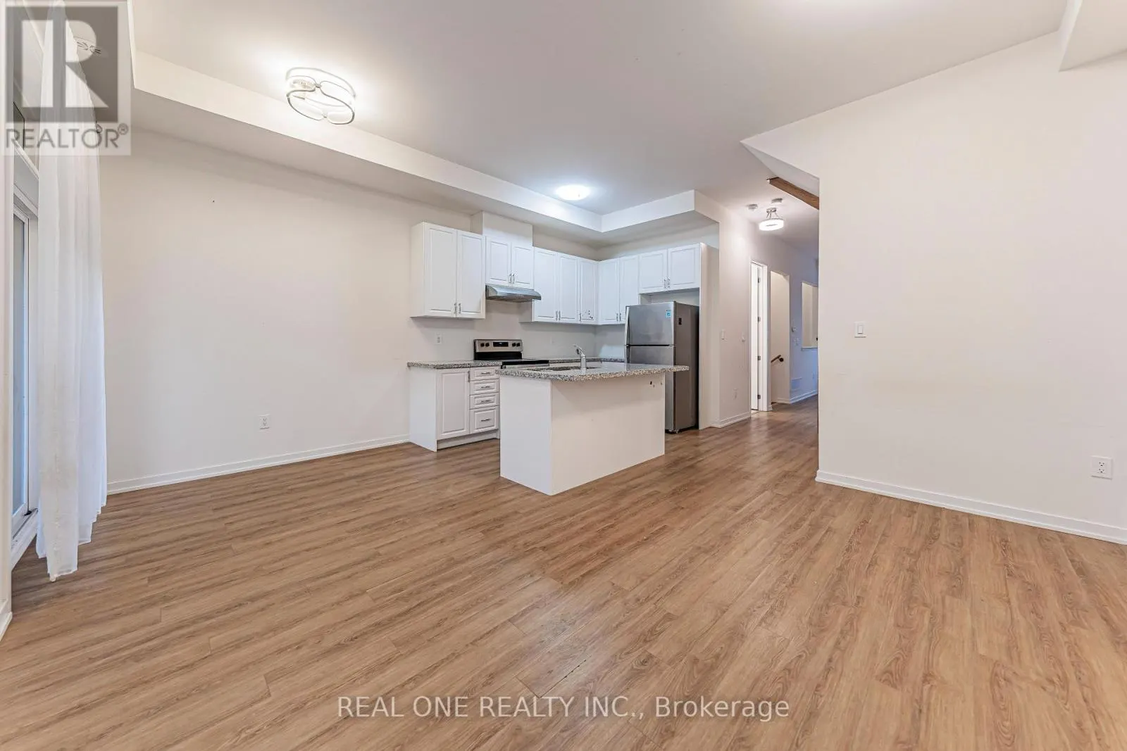 22 ANDALUSIA LANE