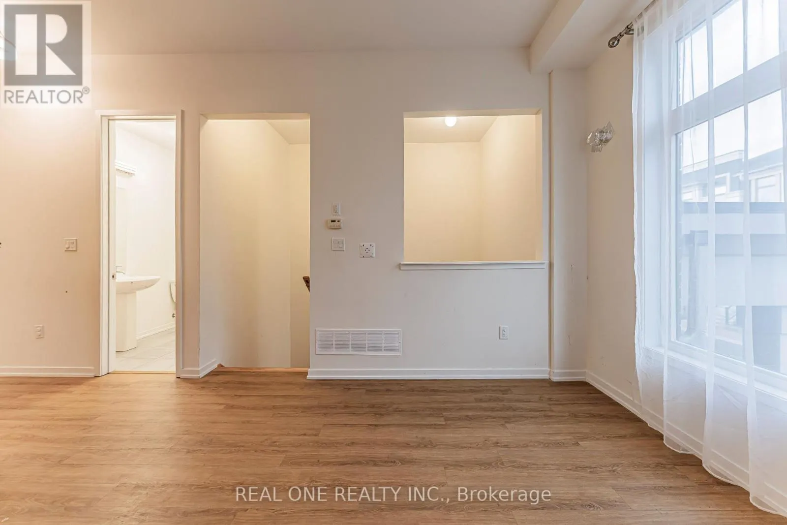 22 ANDALUSIA LANE