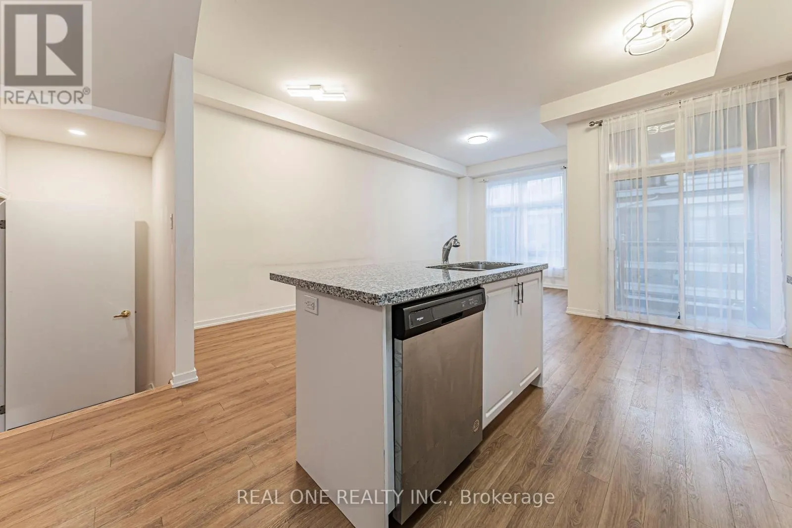 22 ANDALUSIA LANE