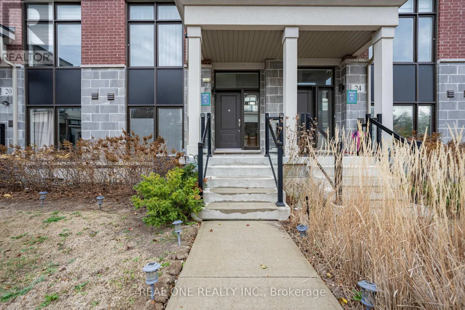 22 ANDALUSIA LANE
