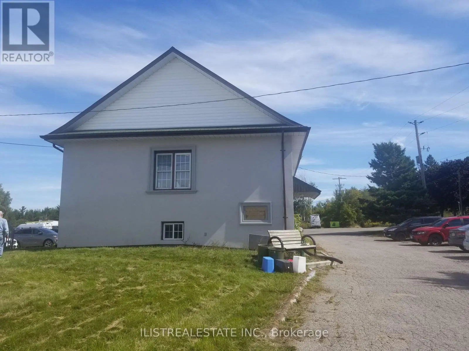 14685 WOODBINE AVENUE