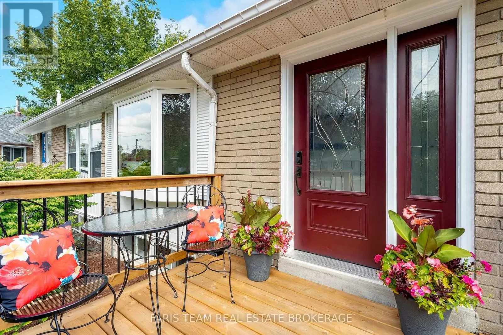 107 WILLOW LANE