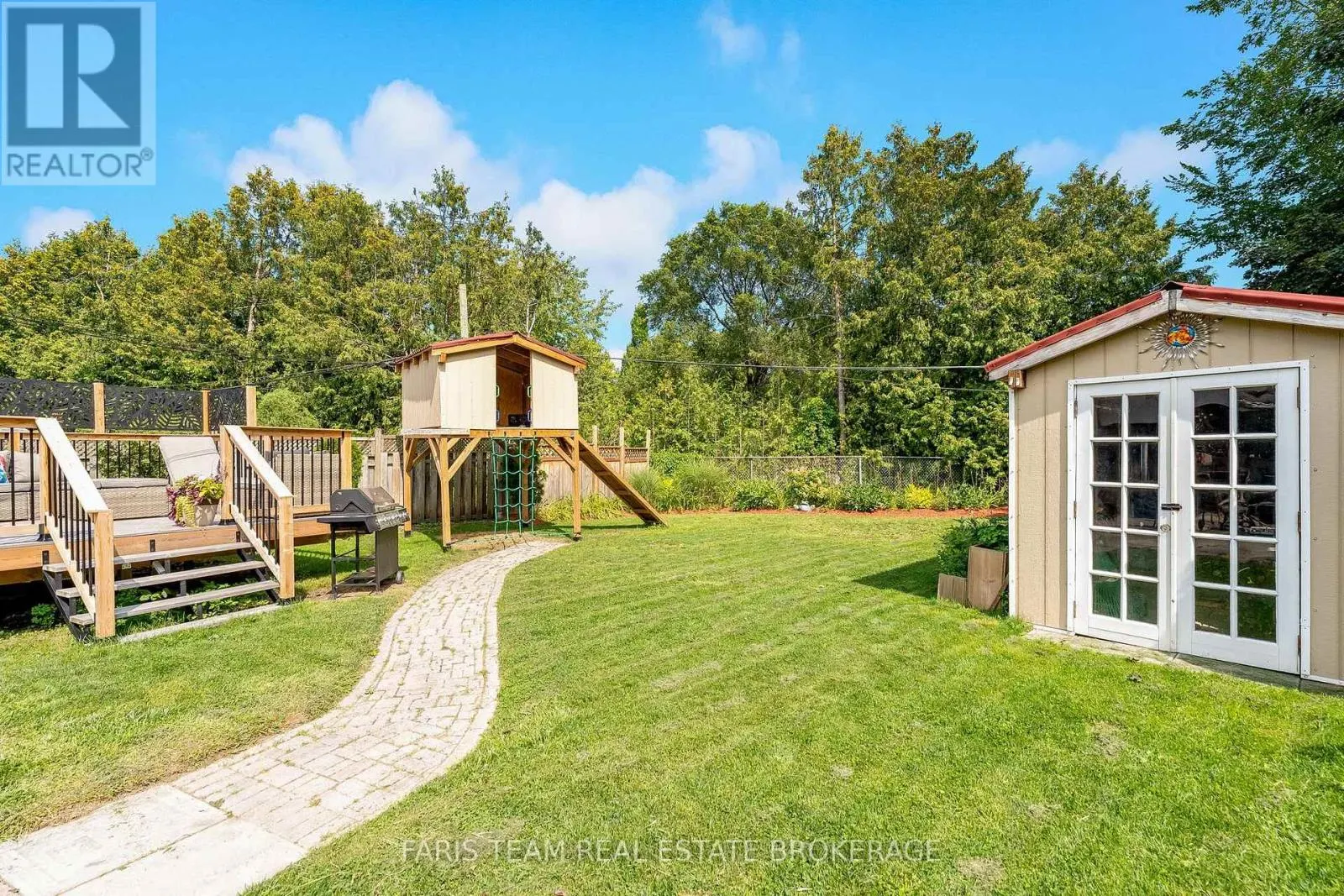 107 WILLOW LANE