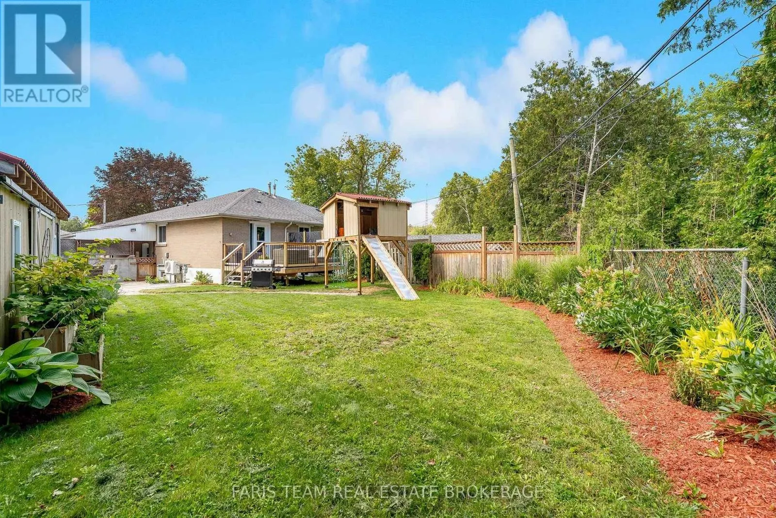 107 WILLOW LANE