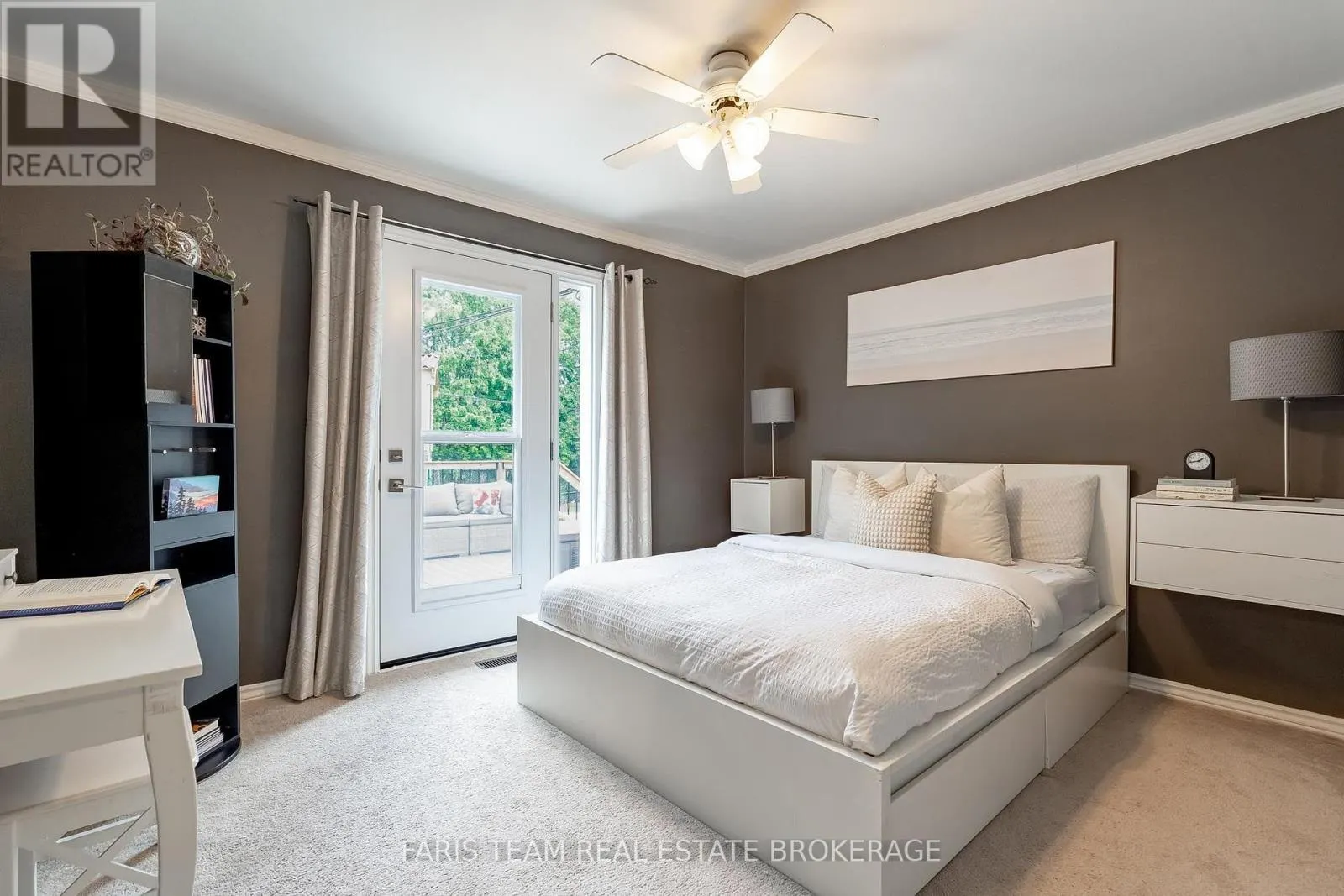 107 WILLOW LANE