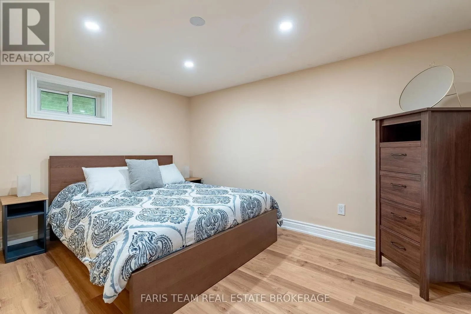 107 WILLOW LANE