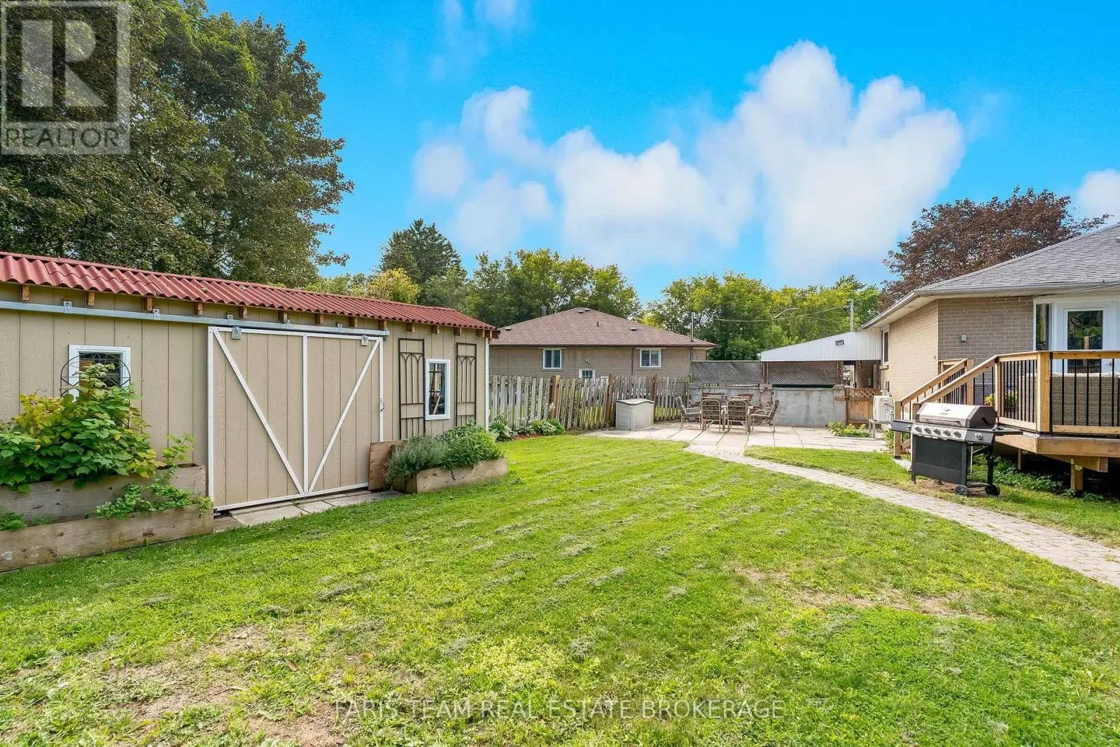 107 WILLOW LANE