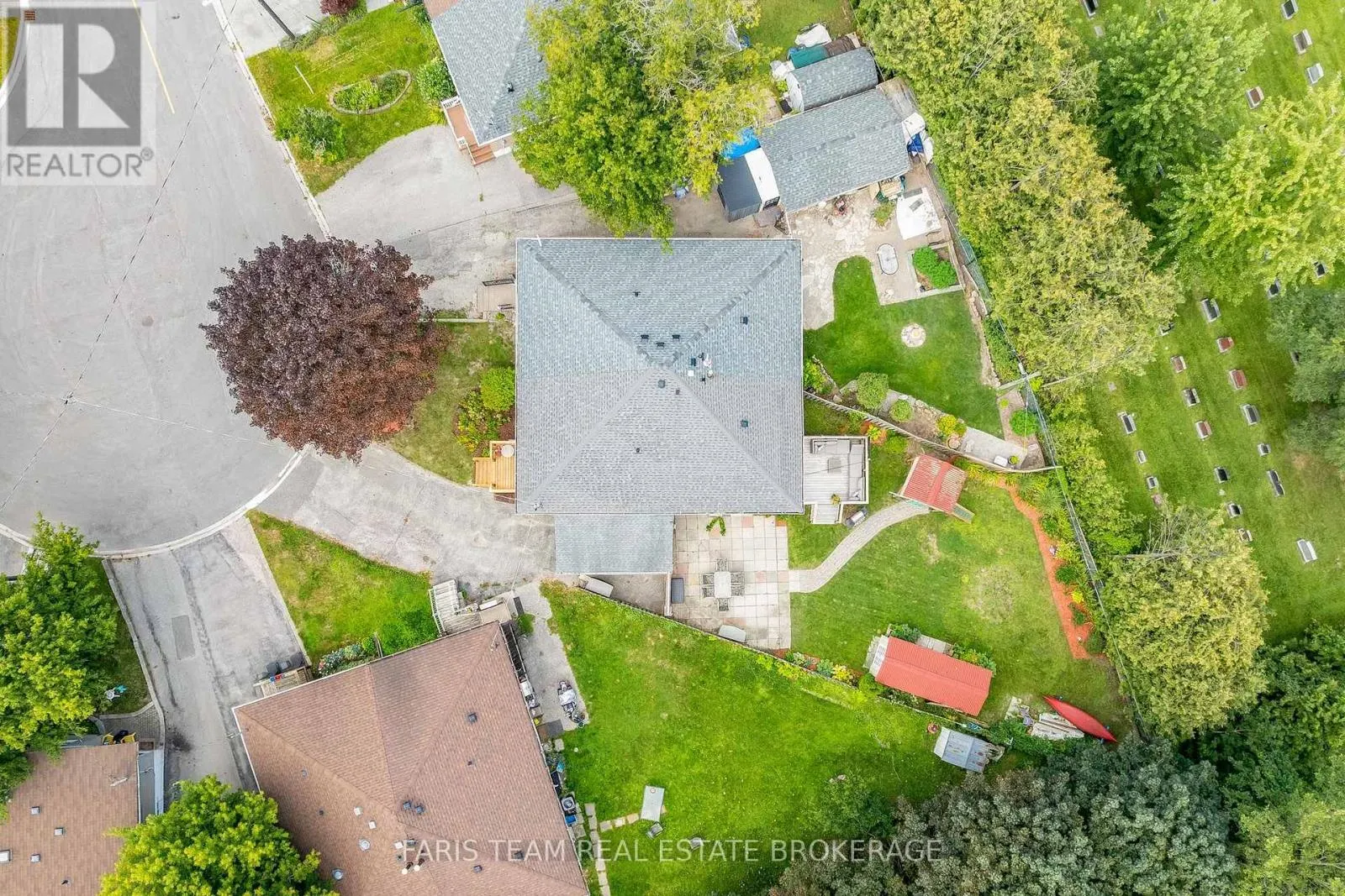 107 WILLOW LANE
