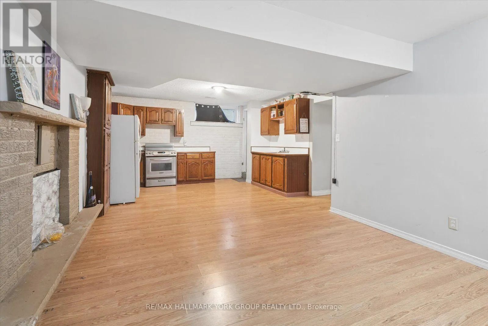 779 SOUTH DRIVE