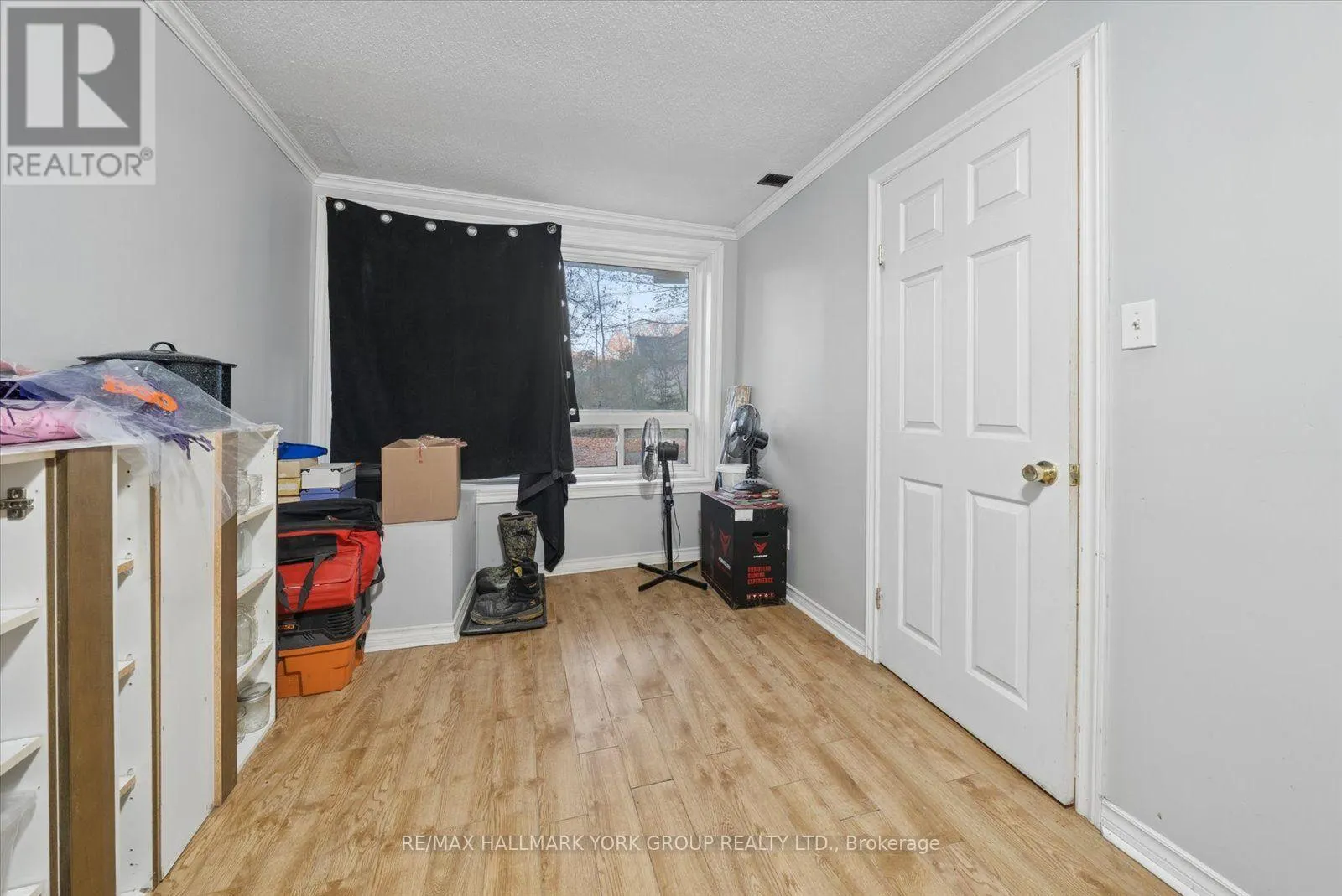 779 SOUTH DRIVE