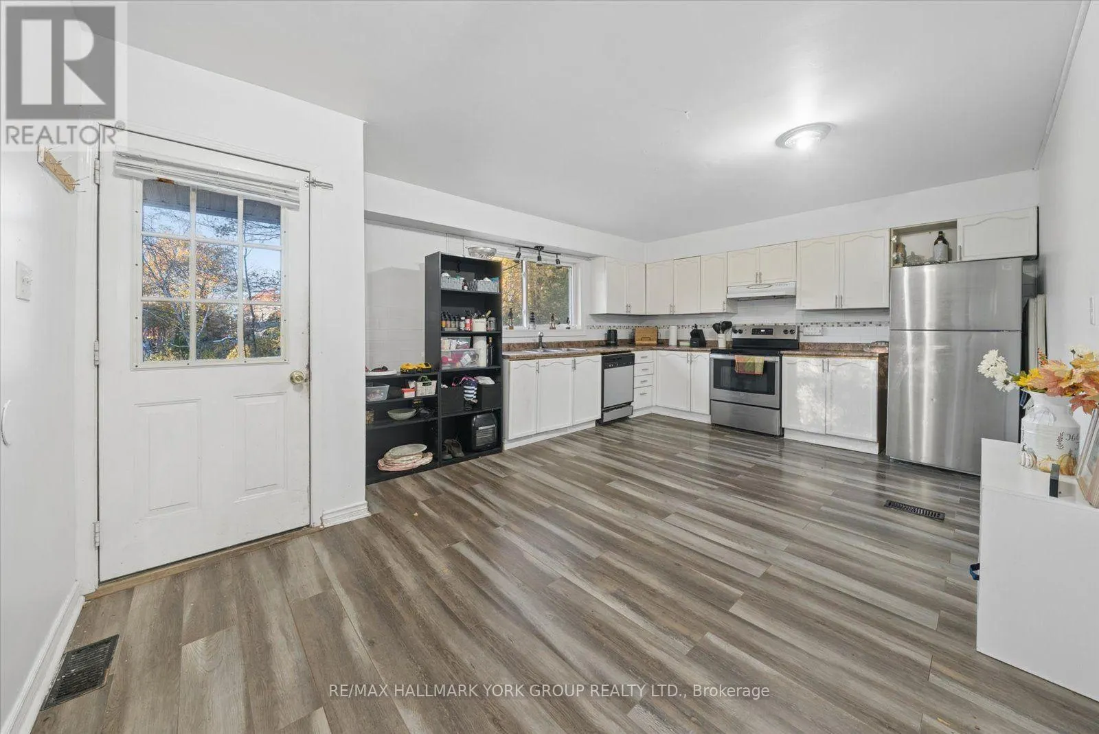 779 SOUTH DRIVE