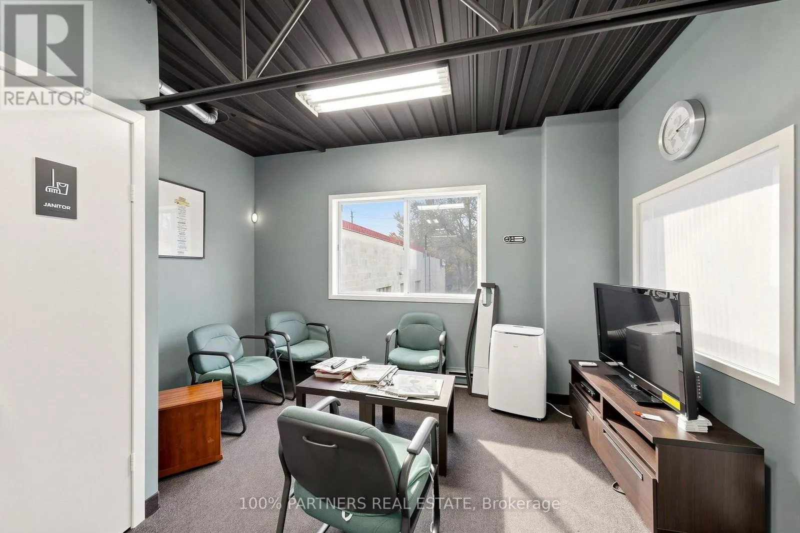 395 RED MAPLE ROAD