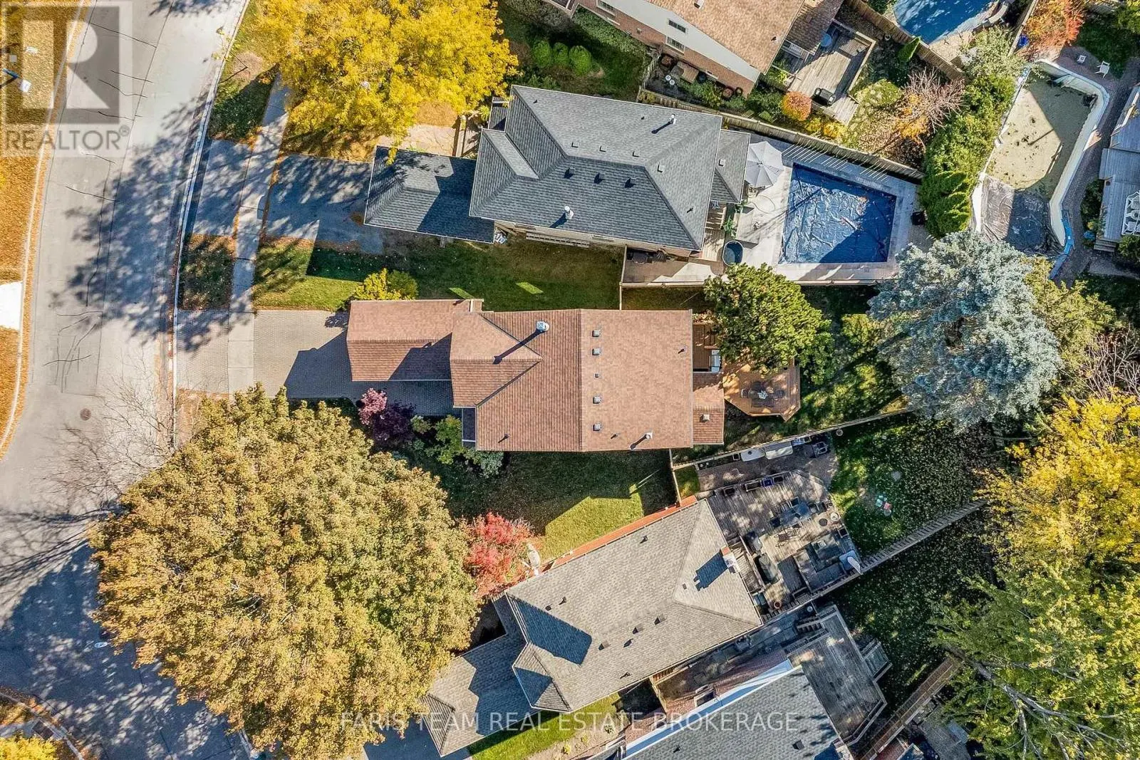46 MOORCREST DRIVE