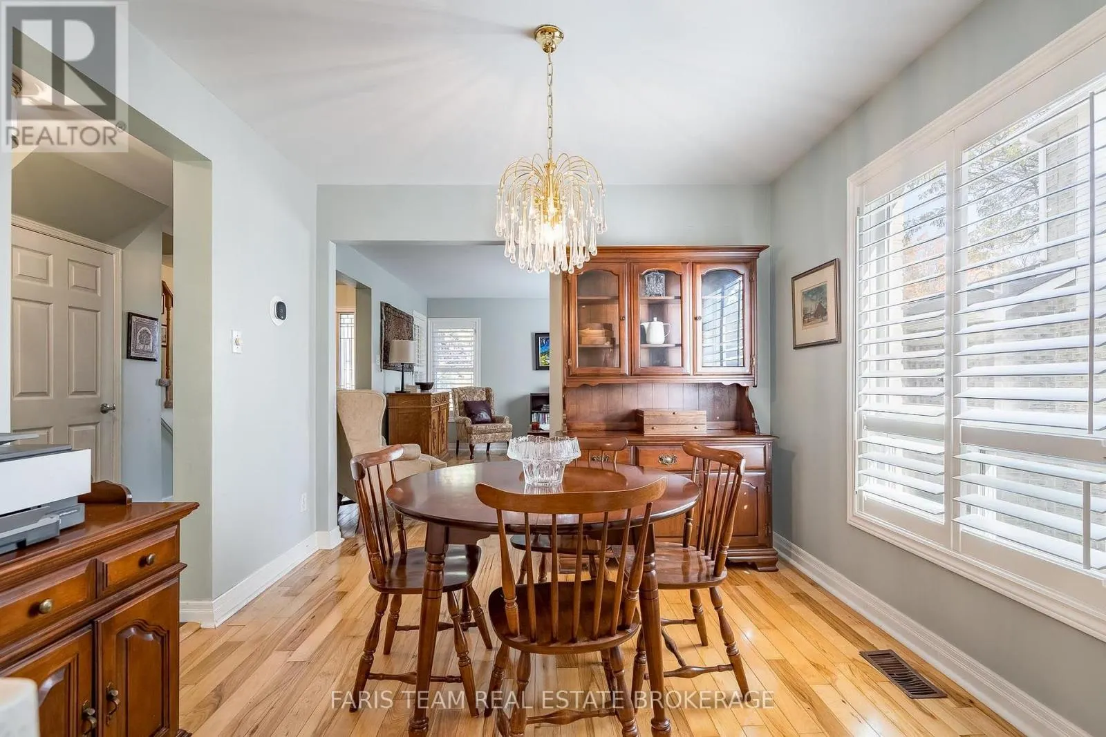 46 MOORCREST DRIVE