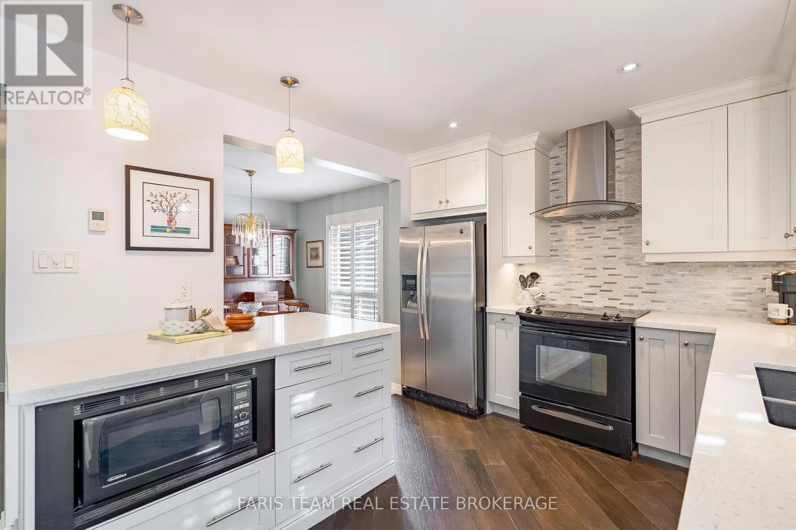 46 MOORCREST DRIVE