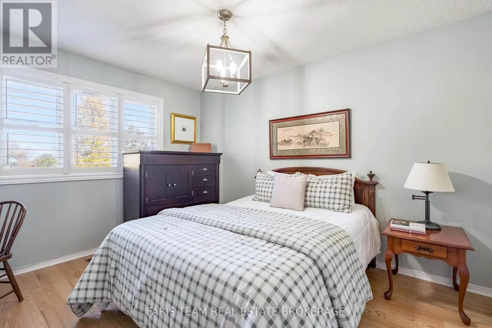 46 MOORCREST DRIVE