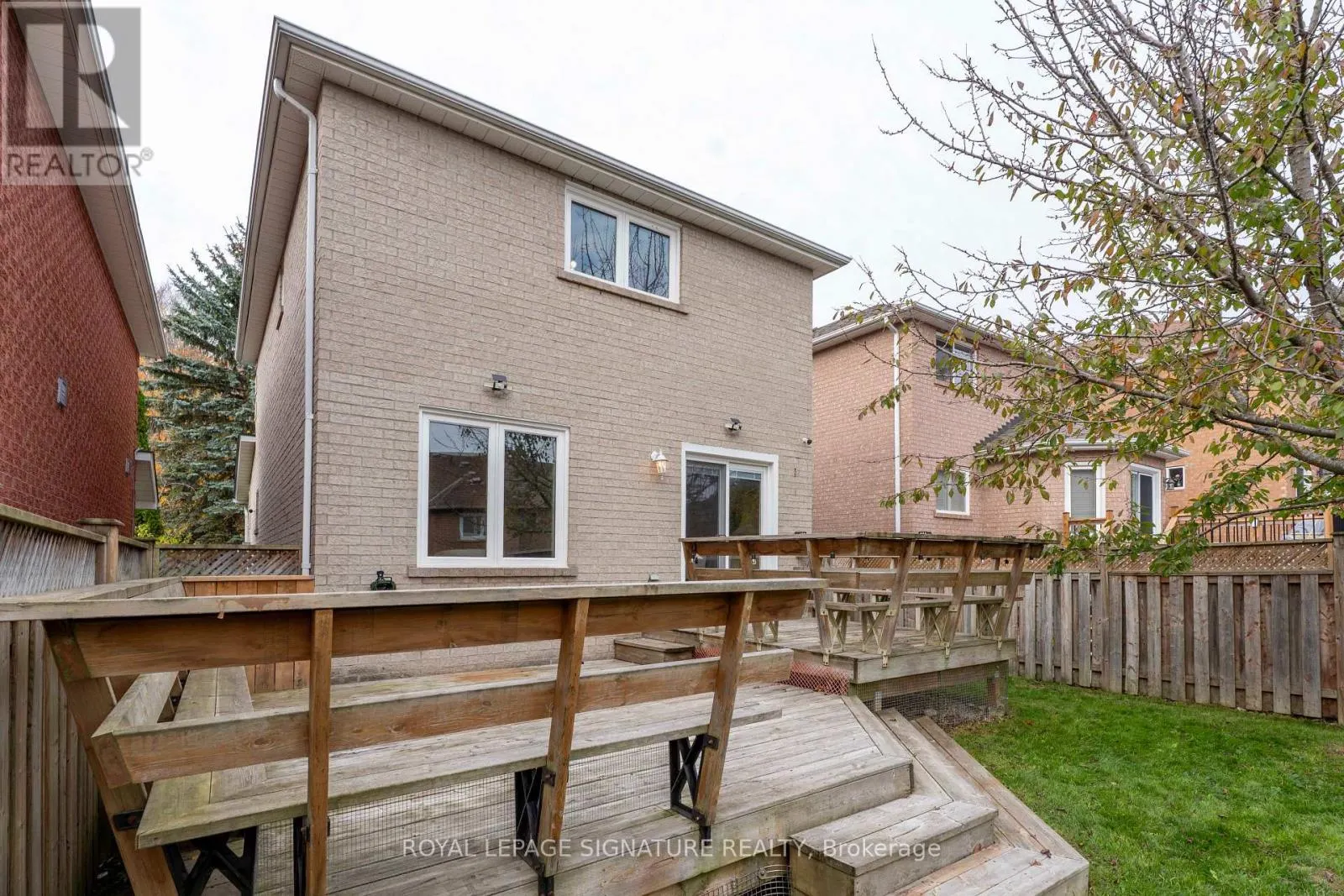 443 CARRUTHERS AVENUE