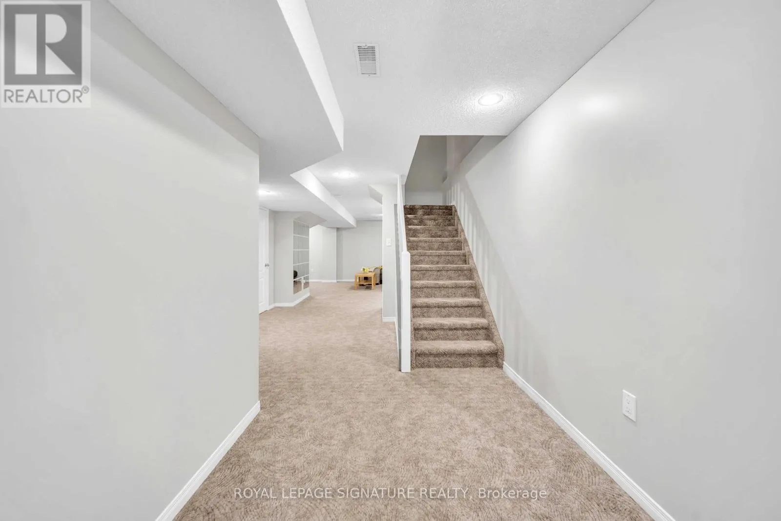 443 CARRUTHERS AVENUE