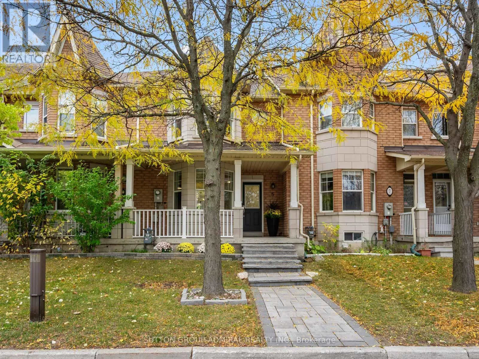 5 MELIA LANE